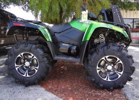 2013 Arctic Cat® Mud Pro 600 Side